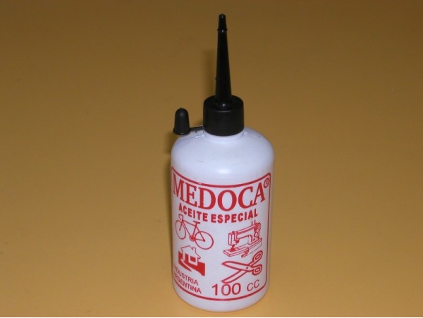 aceitera medoca 100 c.c.                 <