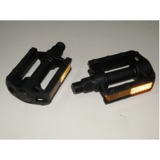 pedal plast. t.t. chico  br.            *< pedal plast. t.t. chico  br.            *<